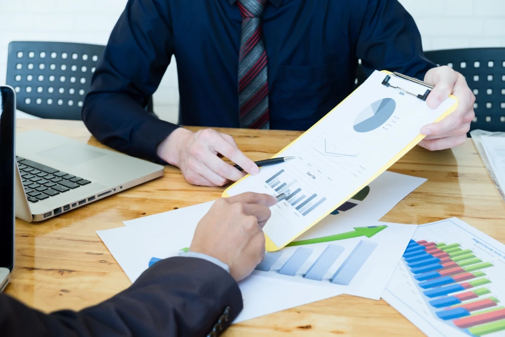 fee only vs commission financial advisor